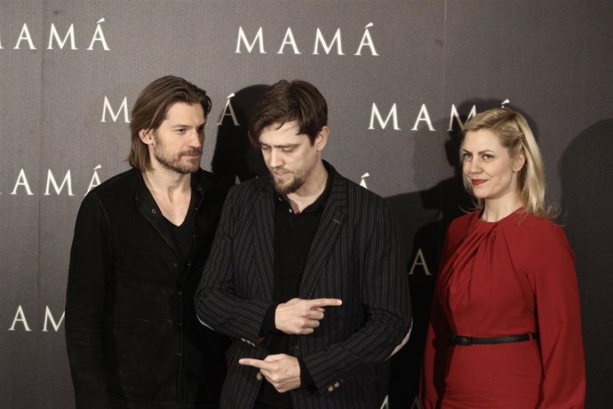 Actor y directores de 'Mamá'
