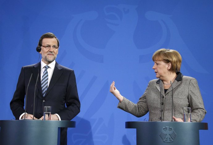 Mariano Rajoy y Angela Merkel en rueda de prensa