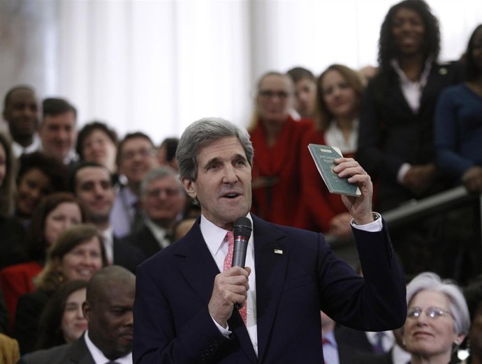 John Kerry se presenta como nuevo secretario de Estado