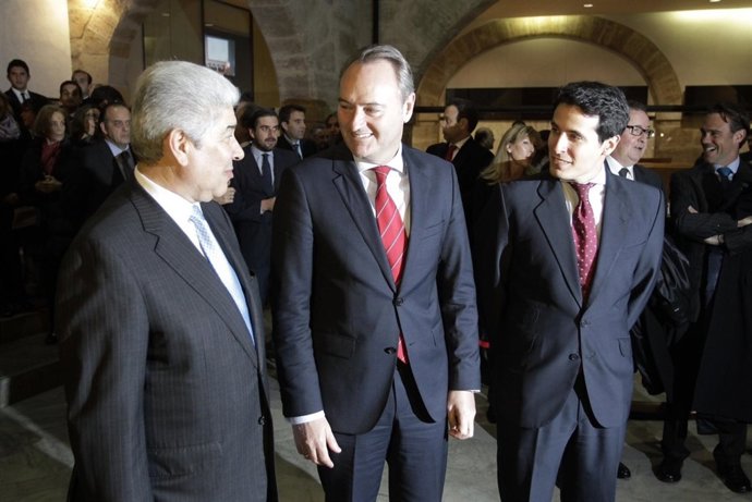 Fabra con el cónsul Honorario de México en Valencia