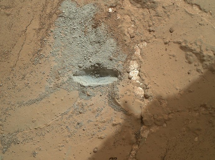 Curiosity taladra en Marte