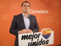 Rivera lamenta que Oriol Pujol use los mismos argumentos que su padre