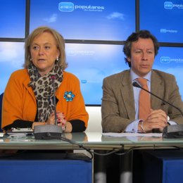 Mercedes Fernández Y Carlos Floriano