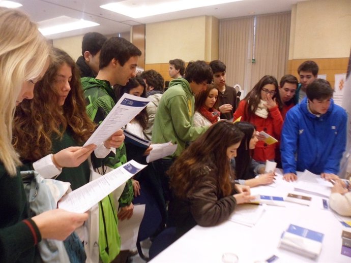 Preuniversitarios se interesan por la oferta de la UMA
