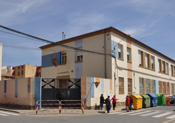 El antiguo colegio Cervantes de Ejea se convertirá en un 'vivero empresarial'