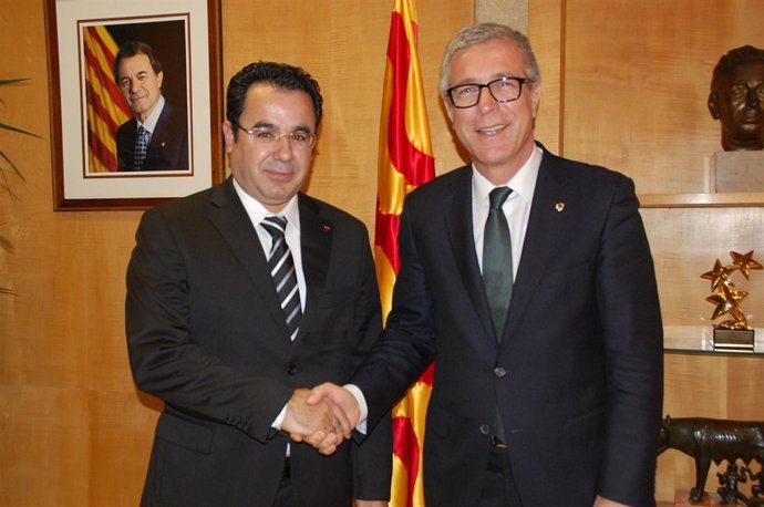 El alcalde de Tarragona Josep Félix Ballesteros recibe al de Tánger