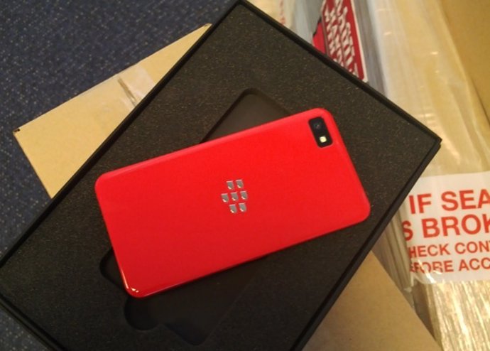 BlackBerry Z10 en rojo