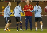 Del Bosque: "Espero que España demuestre por qué es campeón del Mundo y de Europa"