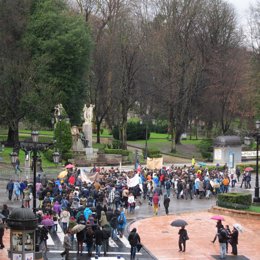 Manifestación Estudiantil En Oviedo