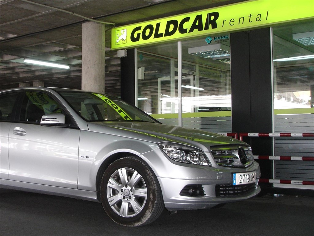 Goldcar аренда авто