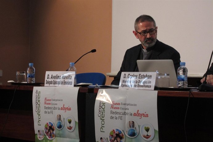 Avelino Revilla, Delegado Episcopal de Enseñanza Arzobispado de <Madrid