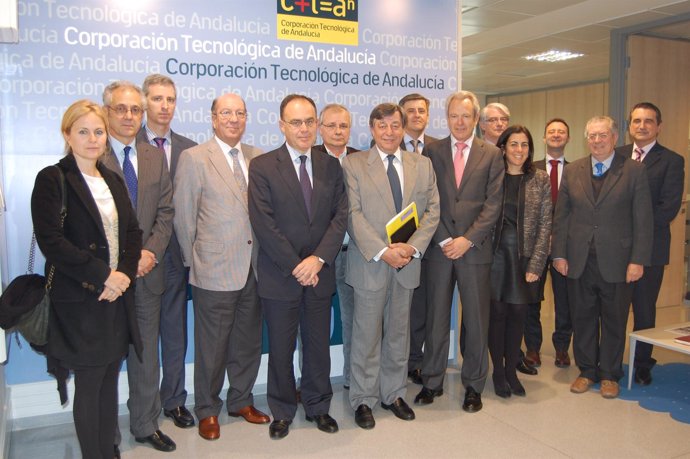 Comité Ejecutivo de Corporación Tecnológica de Andalucía (CTA).