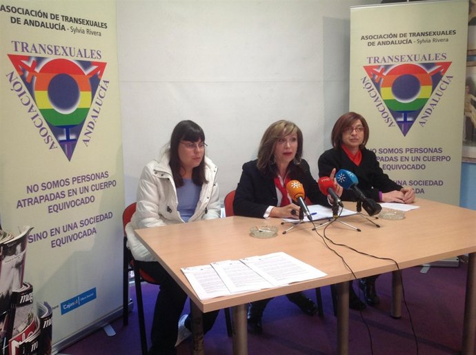 Rueda de prensa de la Asociación de Transexuales de Andalucía
