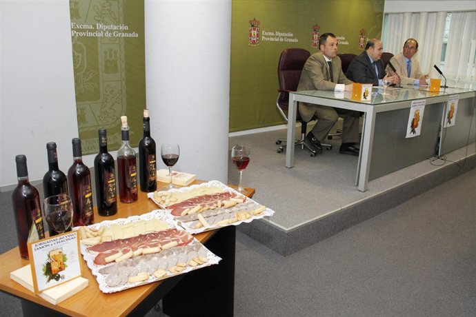 Presentación de las Jornadas del Vino, Jamón y Chacinas de Húetor Vega