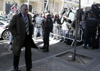 Bárcenas realiza una prueba caligráfica en Anticorrupción tras negar su letra y la existencia de contabilidad 'B'