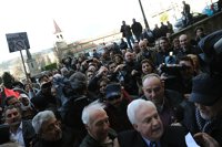 Tensión entre partidarios y detractores de Baltar a su llegada a los juzgados 