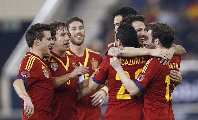 España golea a Uruguay