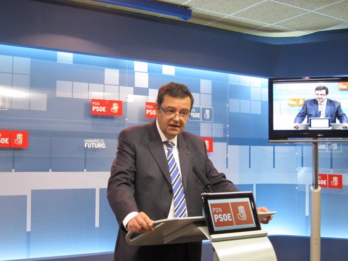 Juan José Lizarbe, parlamentario del PSN.