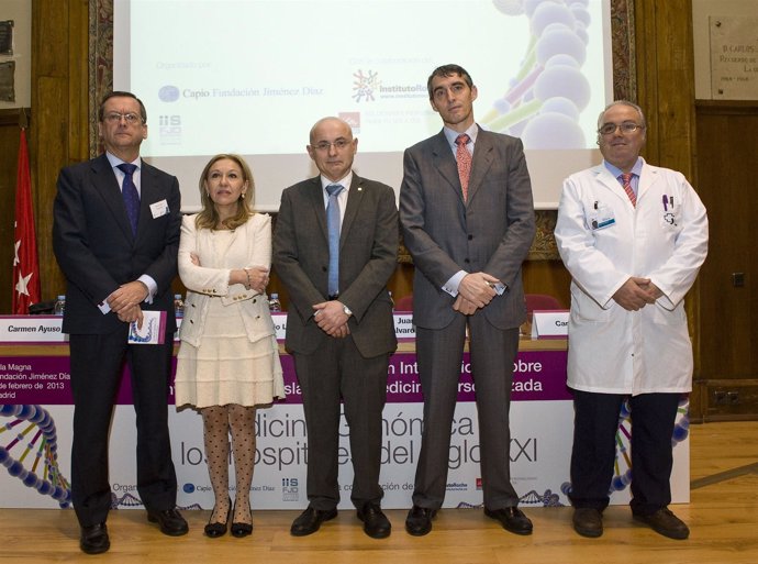 Imagen de los expertos antes de comenzar la reunión de la Fundación Jiménez Díaz