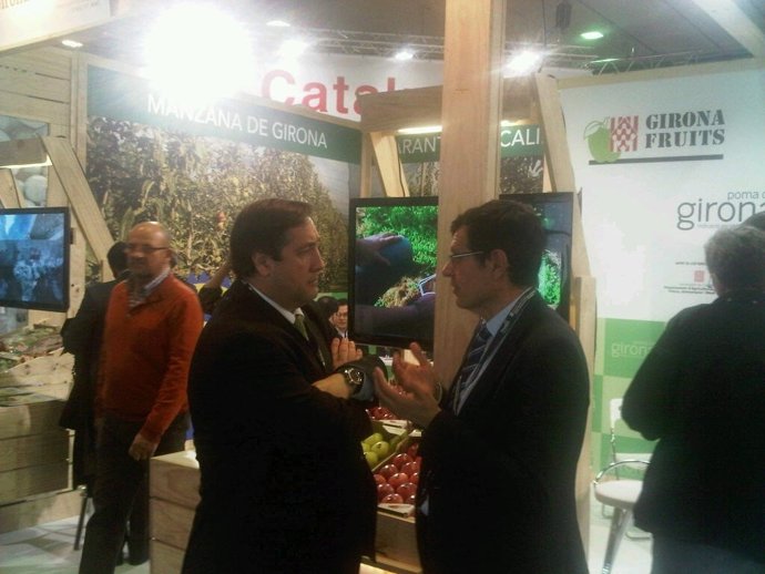 El conseller Pelegrí visita Fruit Logística en Berlín