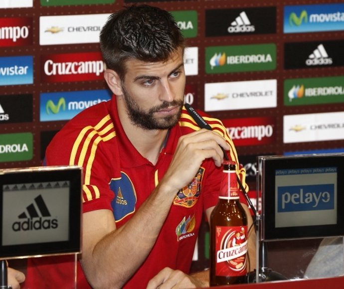 Gerard Pique Rueda De Prensa Selección