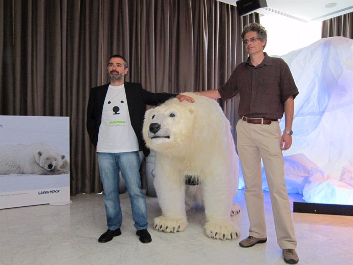 Greenpeace presenta la campaña para Salvar el Ártico en verano de 2012