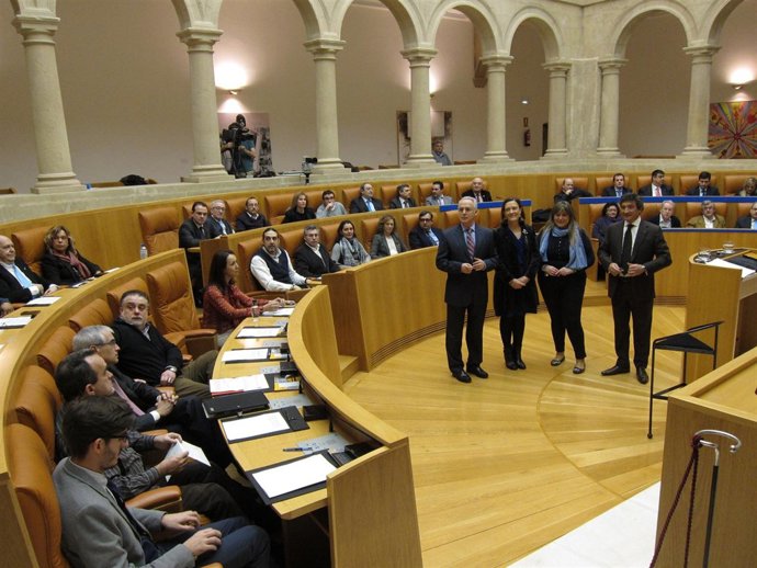 Ceniceros, Ayala, Herranz y Samper, en el salón de plenos