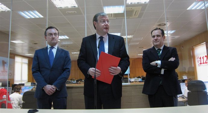 Antonio Silván realiza balance del funcionamiento del 112 en 2012