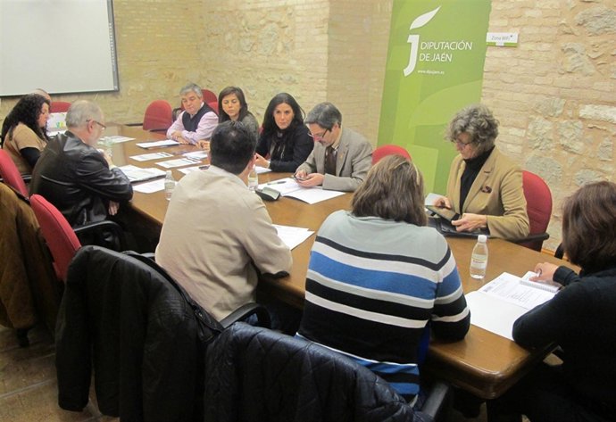 Reunión de la junta gestora del Club de la Ruta de los Castillos y las Batallas.