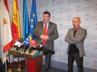 PSOE e IU se unen para pedir un Pleno Extraordinario en el que debatir las propuestas "vetadas" por Moriyón