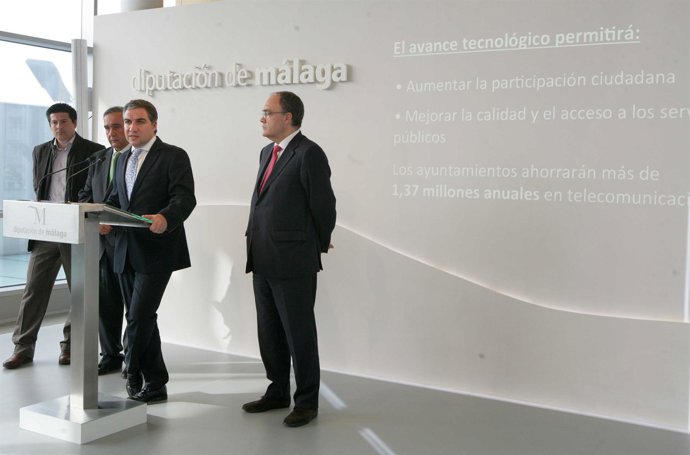 Bendodo, en la presentación de Ágora
