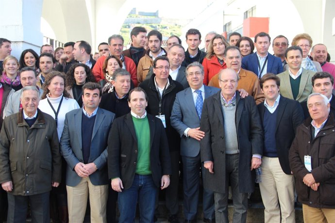 El presidente del PP-A, Juan Ignacio Zoido, en Aracena (Huelva).