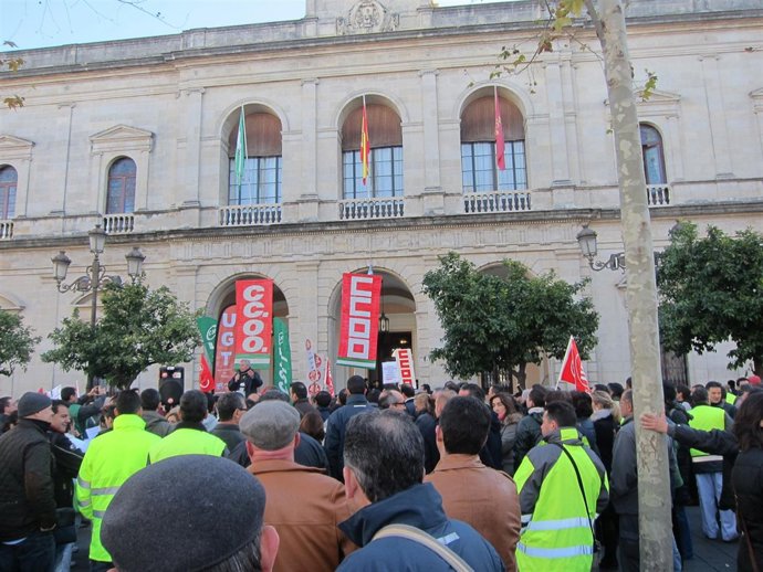 Concentración este viernes a las puertas del Ayuntamiento.