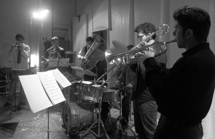 Breaking Brass durante una actuación en Valencia.