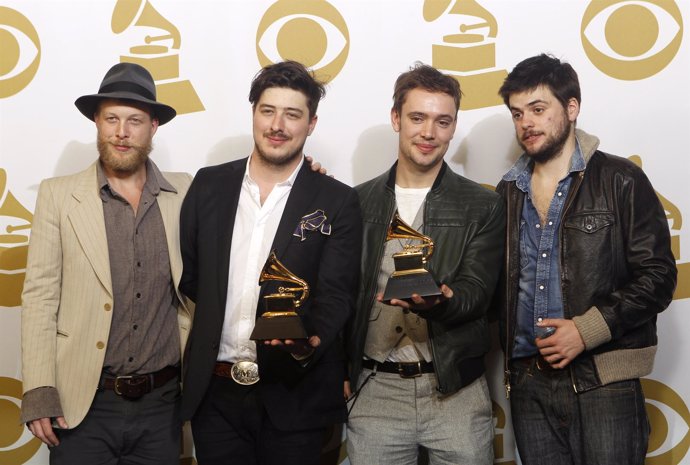 Mumford & Sons en la 55 edición de los Grammy