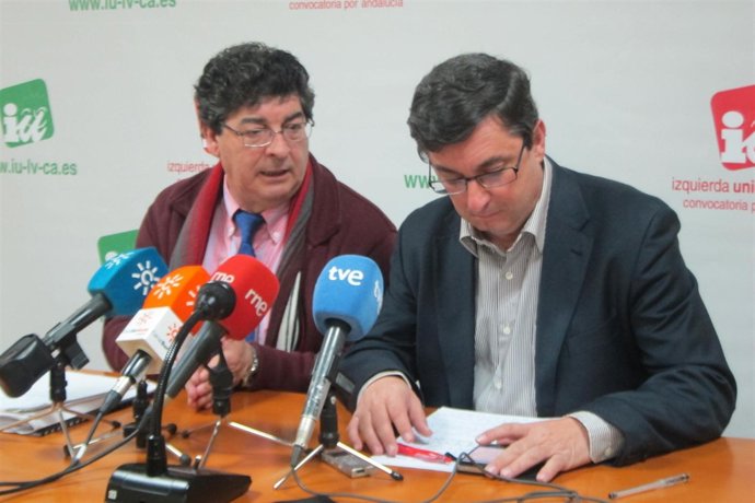 Diego Valderas y José Luis Centella, hoy en rueda de prensa