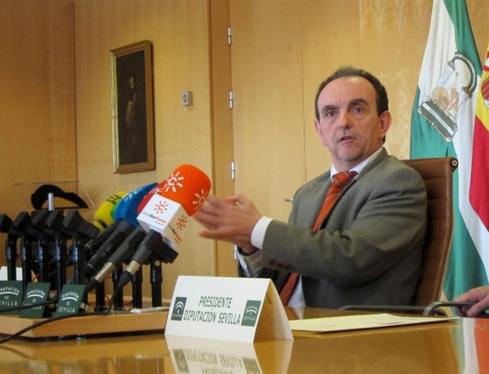 El consejero de Turismo y Comercio, Rafael Rodríguez