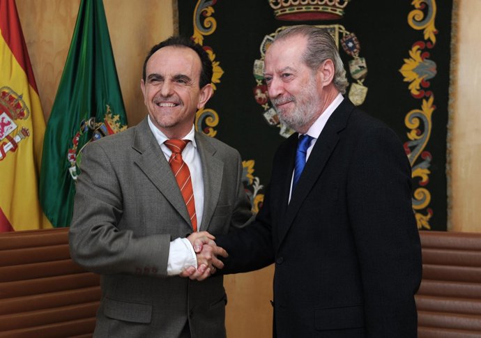 El consejero de Turismo y el presidente de la Diputación