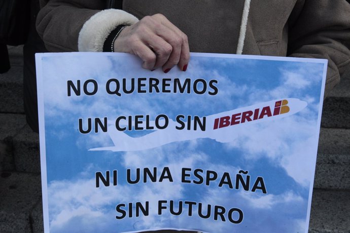 Concentración de trabajadores de Iberia