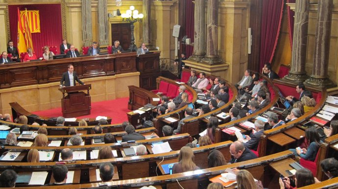 Parlament Catalunya aprueba la declaración de soberanía