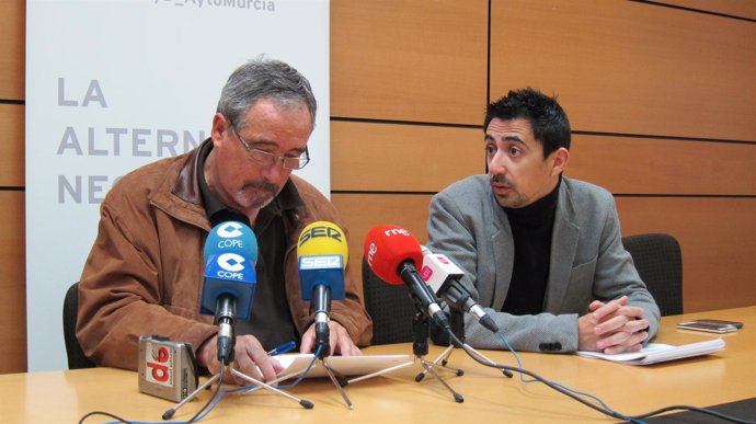 Los concejales Sotomayor y Rubén Serna