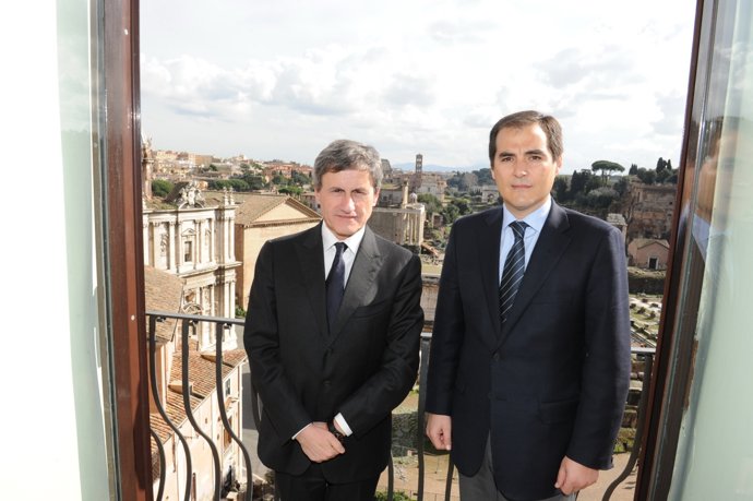 Gianni Alemanno y José Antonio Nieto en Roma