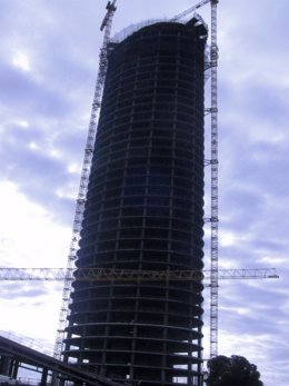 Construcción de la Torre Pelli
