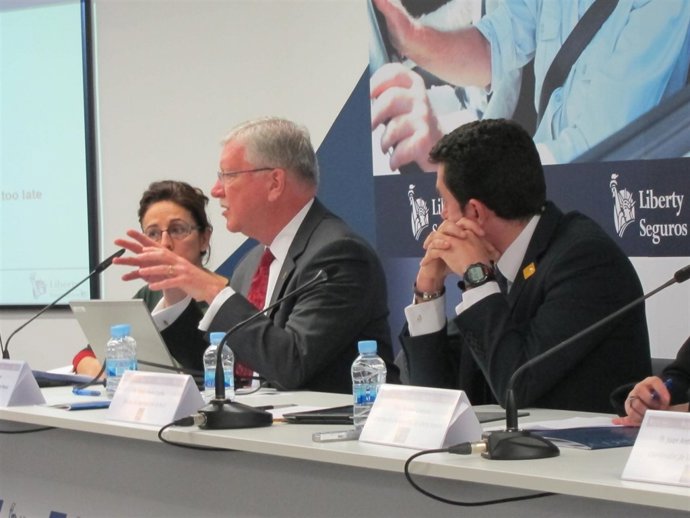 Estudio de RACE y Liberty sobre conductores senior