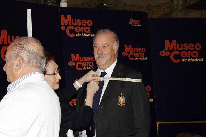 Vicente Del Bosque Museo De Cera De Madrid