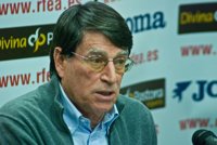 JJ.OO.- Agustín Martín Santos, José María Odriozola y Carmelo Paniagua, vicepresidentes del COE