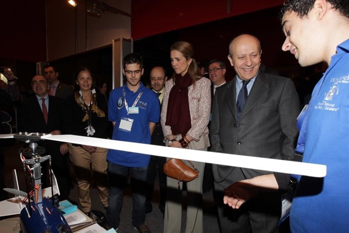 Aula 2013  Casa de S.M. El Rey / Borja Fotógrafos.