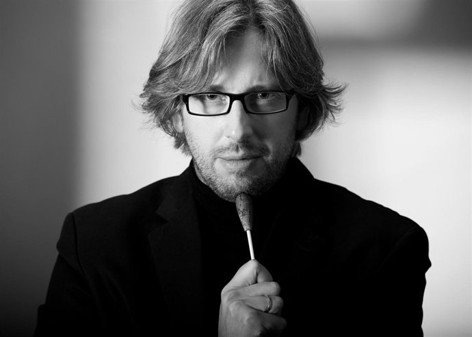 El director artístico de la OST dirige este jueves y viernes la ROSS