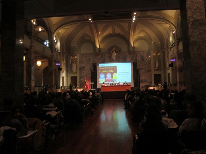 Inauguración del I Encuentro sobre 'Desarrollo rural sostenible' .