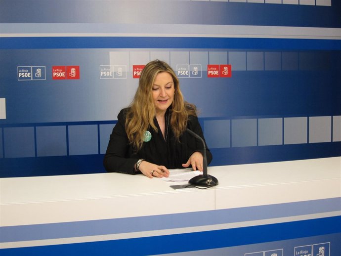  La Secretaria De Educación Del PSOE, Emilia Fernández